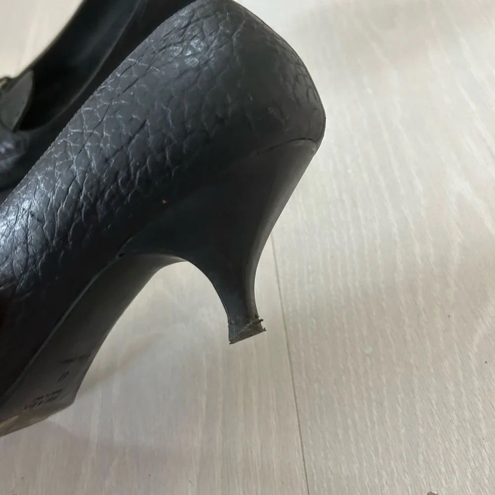 Prada Black Loafer Pointy Toe Kitten Heels Size 41